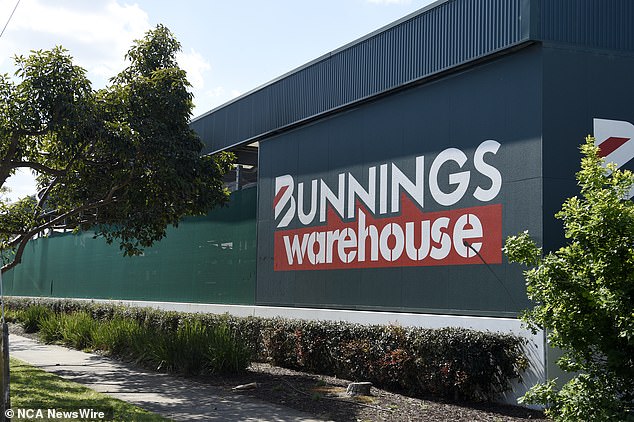 Bunnings berkata 'sebilangan kecil pesalah yang dikenali dan berulang' menyasarkan kedai