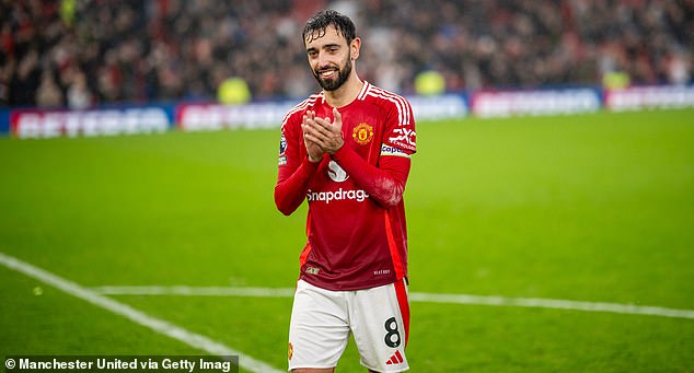 Kapten United, Bruno Fernandes dijangka mengetuai pasukan untuk lawatan United ke Portman Road