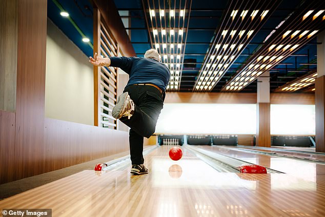 Pemain berusia 28 tahun itu bergurau sensasi remaja harus 'bermain bowling'