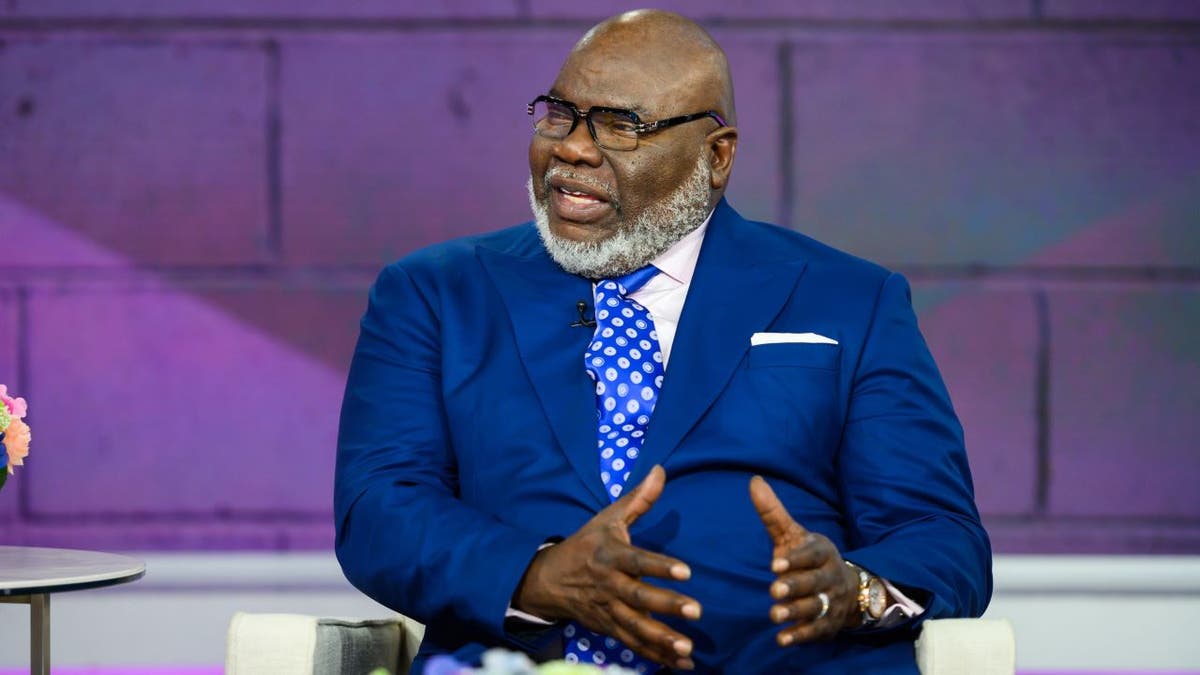 TD Jakes pada rancangan Hari Ini