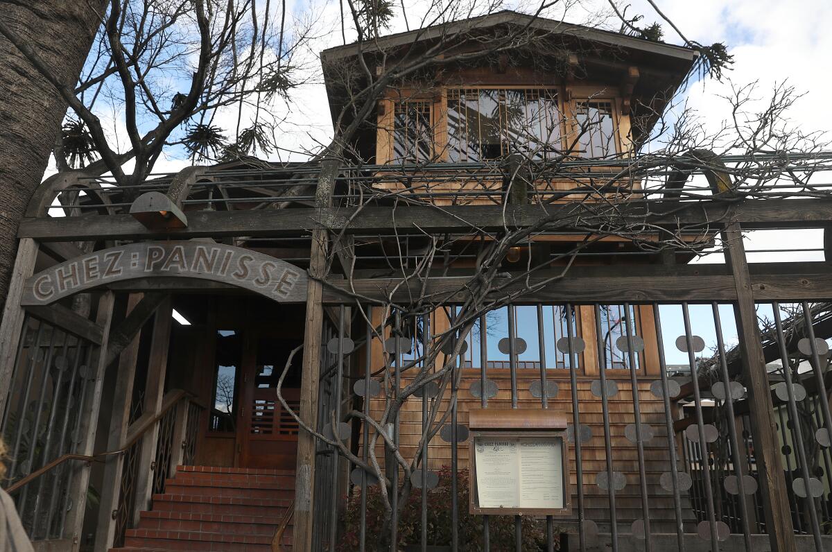     Chez Panisse di Berkeley, pemimpin dalam masakan California