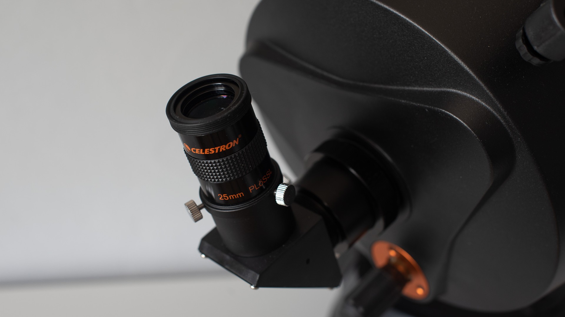 Kanta mata dan pepenjuru Celestron NexStar 8SE