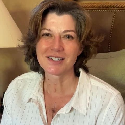   Amy Grant/Instagram Amy Grant selepas pembedahan jantung