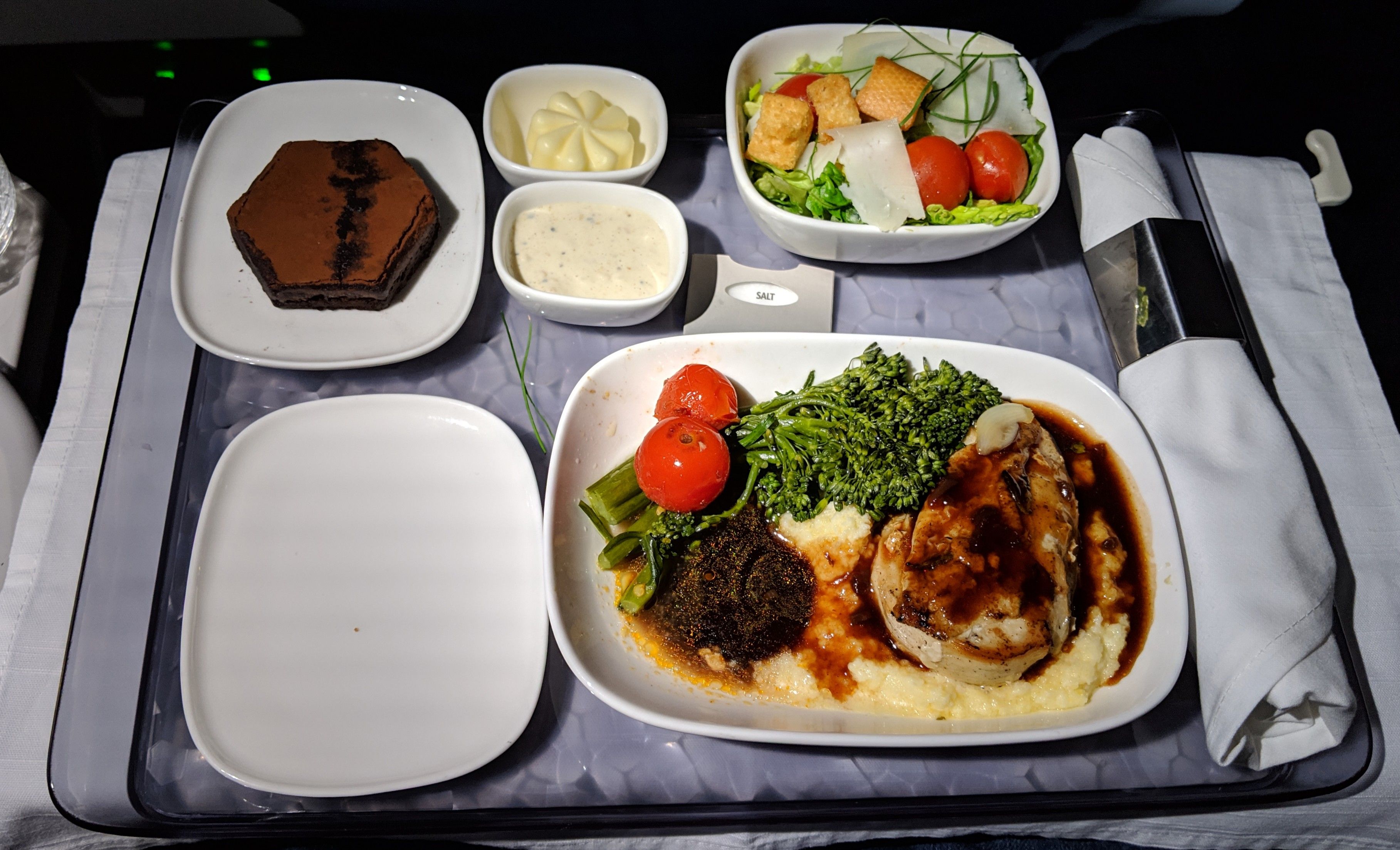 Makanan dalam penerbangan Delta Air Lines. 