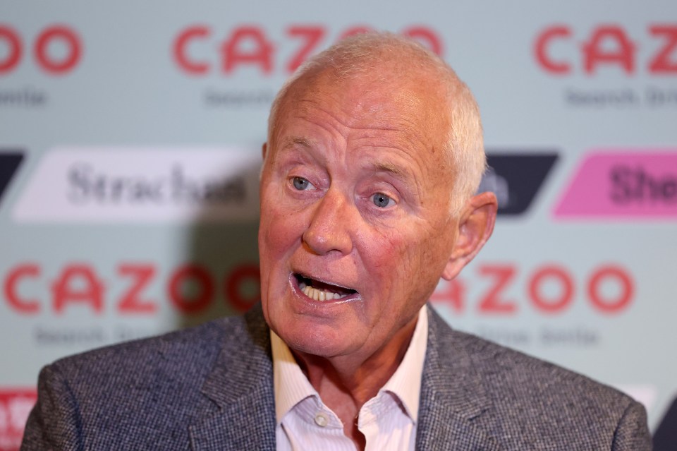 Barry Hearn mengeluarkan amaran kepada bintang dart