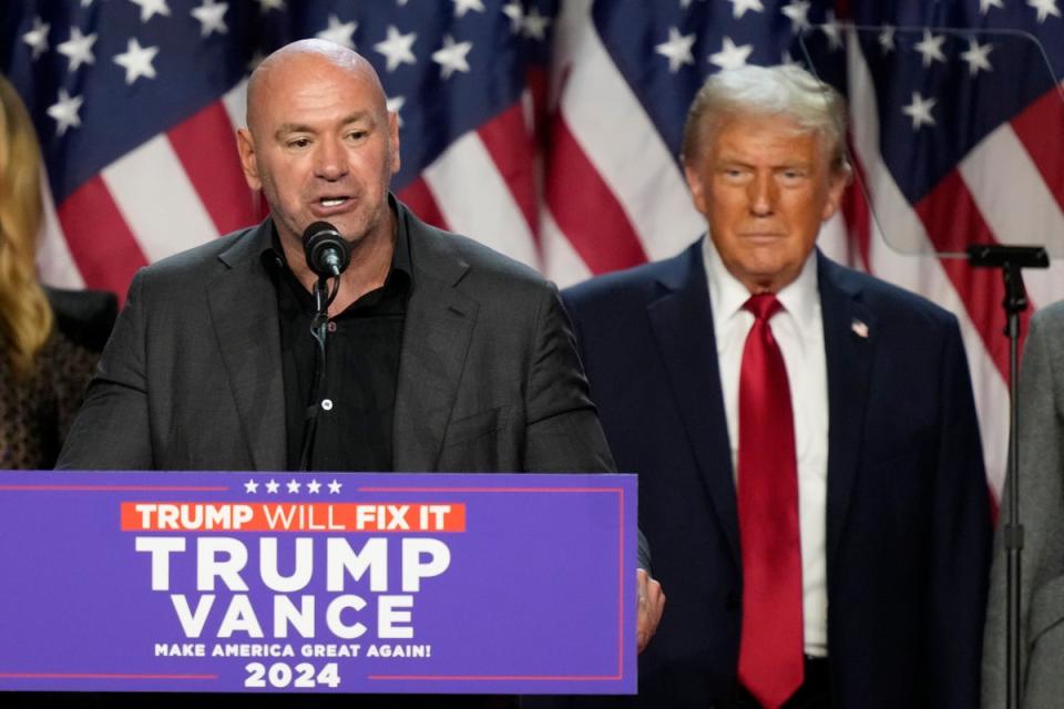 Dana White (dilihat pada pesta pemerhati malam pilihan raya Trump pada 6 November) nampaknya sudah letih dengan politik (Hak Cipta 2024 The Associated Press. Hak cipta terpelihara.)